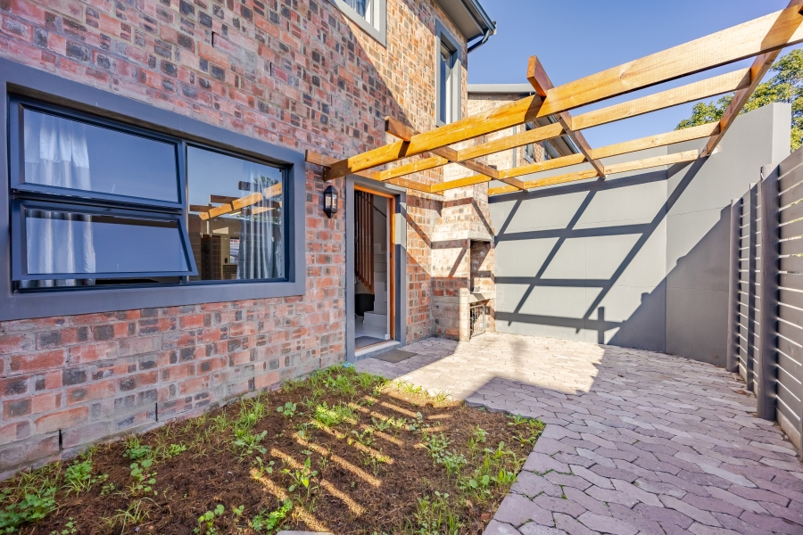 4 Bedroom Property for Sale in Belgravia Western Cape